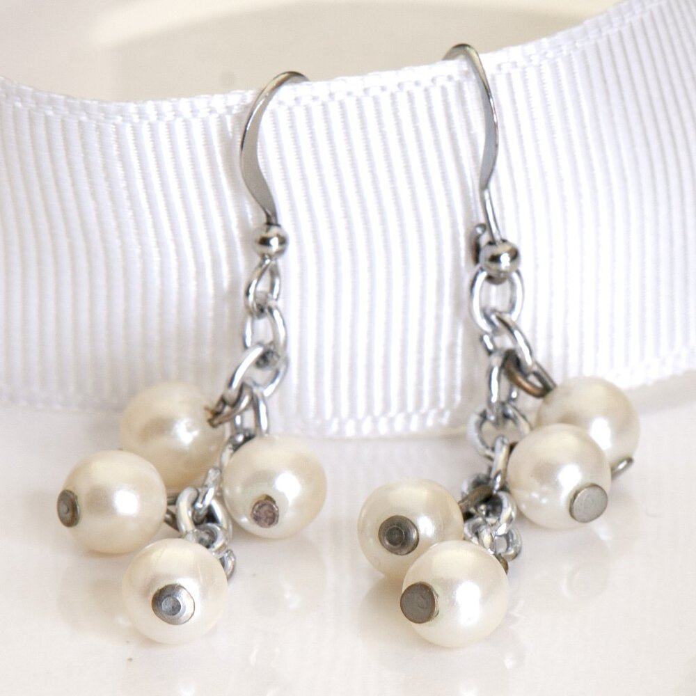 Vintage Pearl Drop Earrings – Multi-Pearl Chain Dangle | Costume Jewelry